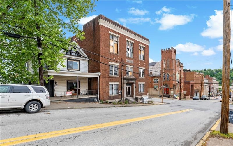 400 5th St, Charleroi, 15022, ,Multi-unit,For Sale,5th St,1753554