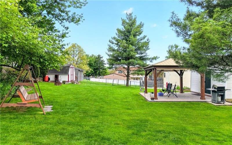 445 Lexington Dr, Greensburg, 15601, 3 Bedrooms Bedrooms, 9 Rooms Rooms,2 BathroomsBathrooms,Residential,For Sale,Lexington Dr,1753809