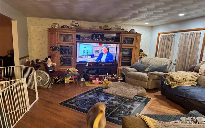 1711 Ridgewood Dr, Washington, 15301, 3 Bedrooms Bedrooms, 6 Rooms Rooms,2 BathroomsBathrooms,Residential,For Sale,Ridgewood Dr,1753825