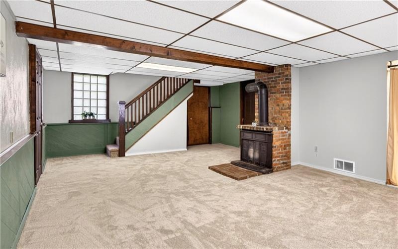 701 Locust St., Greensburg, 15601, 3 Bedrooms Bedrooms, 9 Rooms Rooms,1.1 BathroomsBathrooms,Residential,For Sale,Locust St.,1753901