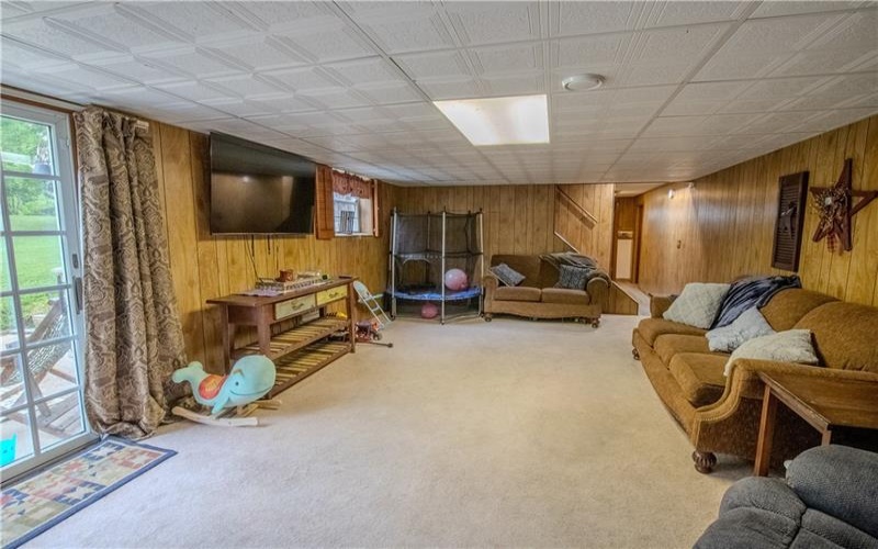 510 Mapletown Road, Garards Fort, 15334, 4 Bedrooms Bedrooms, ,2 BathroomsBathrooms,Residential,For Sale,Mapletown Road,1753911