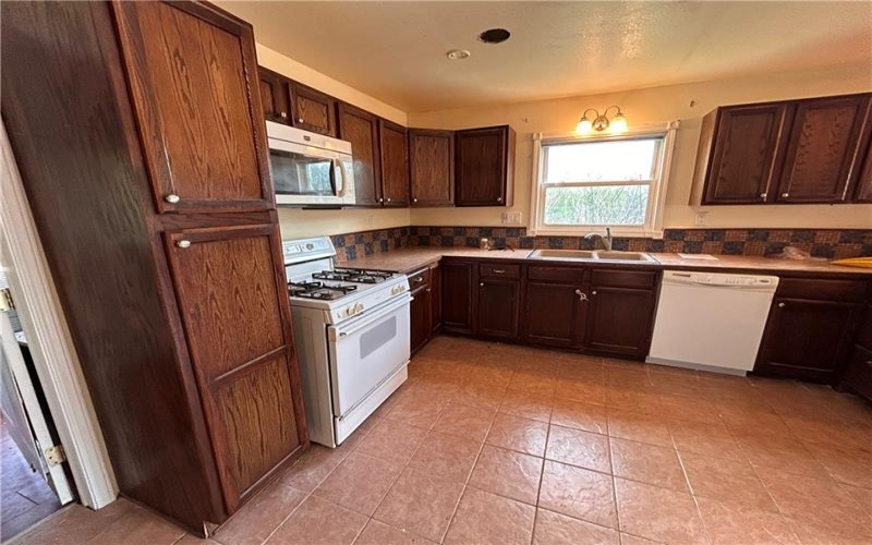 811 Lime St, Monongahela, 15063, 2 Bedrooms Bedrooms, 8 Rooms Rooms,1.1 BathroomsBathrooms,Residential,For Sale,Lime St,1753920
