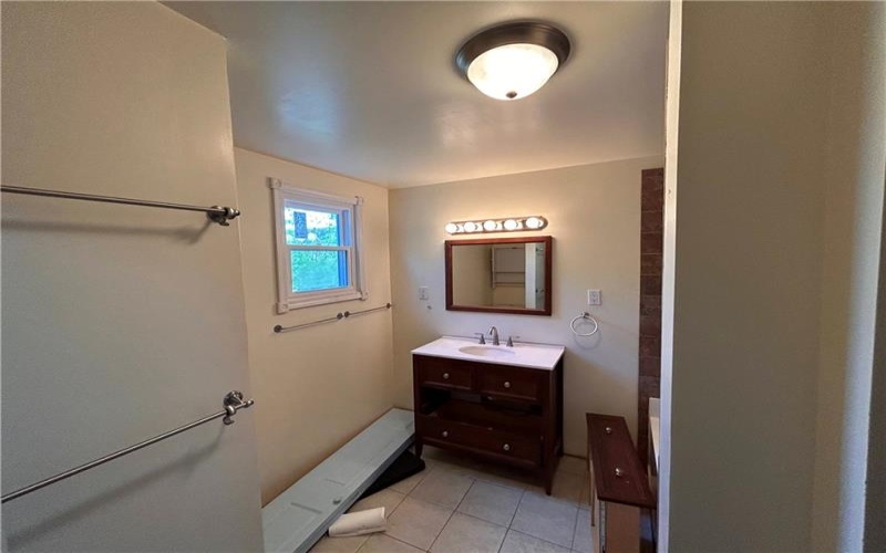 811 Lime St, Monongahela, 15063, 2 Bedrooms Bedrooms, 8 Rooms Rooms,1.1 BathroomsBathrooms,Residential,For Sale,Lime St,1753920