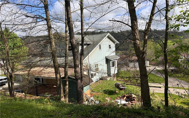 811 Lime St, Monongahela, 15063, 2 Bedrooms Bedrooms, 8 Rooms Rooms,1.1 BathroomsBathrooms,Residential,For Sale,Lime St,1753920