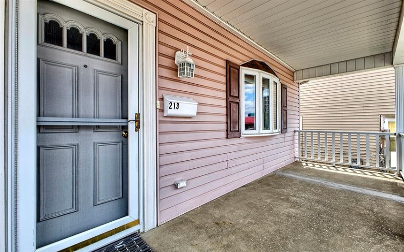 213 Chestnut STREET, Latrobe, 15650, 3 Bedrooms Bedrooms, 5 Rooms Rooms,1 BathroomBathrooms,Residential,For Sale,Chestnut,1753928