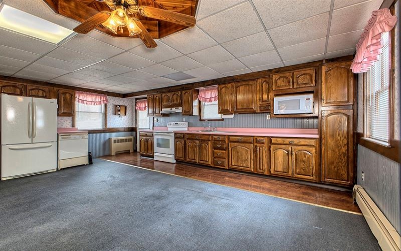 213 Chestnut STREET, Latrobe, 15650, 3 Bedrooms Bedrooms, 5 Rooms Rooms,1 BathroomBathrooms,Residential,For Sale,Chestnut,1753928