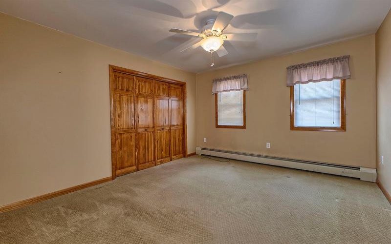213 Chestnut STREET, Latrobe, 15650, 3 Bedrooms Bedrooms, 5 Rooms Rooms,1 BathroomBathrooms,Residential,For Sale,Chestnut,1753928