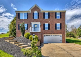 8447 Walthour DRIVE, North Huntingdon, 15642, 4 Bedrooms Bedrooms, 11 Rooms Rooms,2.1 BathroomsBathrooms,Residential,For Sale,Walthour,1753943