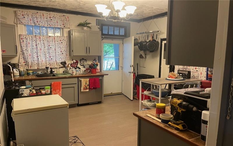 269 Ohio ST., Johnstown, 15902, 4 Bedrooms Bedrooms, ,1.1 BathroomsBathrooms,Residential,For Sale,Ohio ST.,1753944