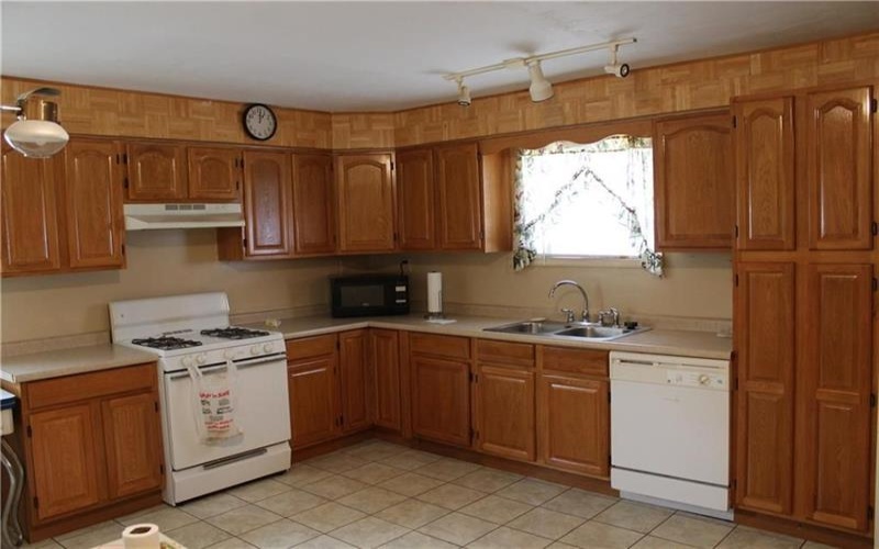 204 Cambria Ave, Avonmore, 15618, 3 Bedrooms Bedrooms, ,1.1 BathroomsBathrooms,Residential,For Sale,Cambria Ave,1753983
