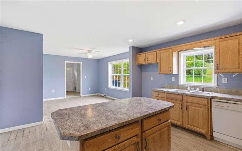 574 Browns Creek Road, Sycamore, 15364, 6 Bedrooms Bedrooms, ,2.1 BathroomsBathrooms,Farm-acreage-lot,For Sale,30x60 Pole Bldg,Browns Creek Road,1753821