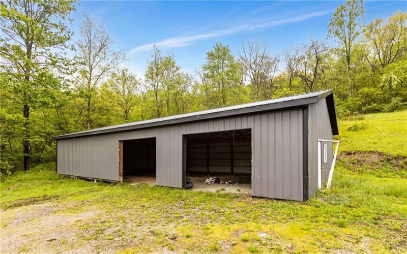574 Browns Creek Road, Sycamore, 15364, 6 Bedrooms Bedrooms, ,2.1 BathroomsBathrooms,Farm-acreage-lot,For Sale,30x60 Pole Bldg,Browns Creek Road,1753821
