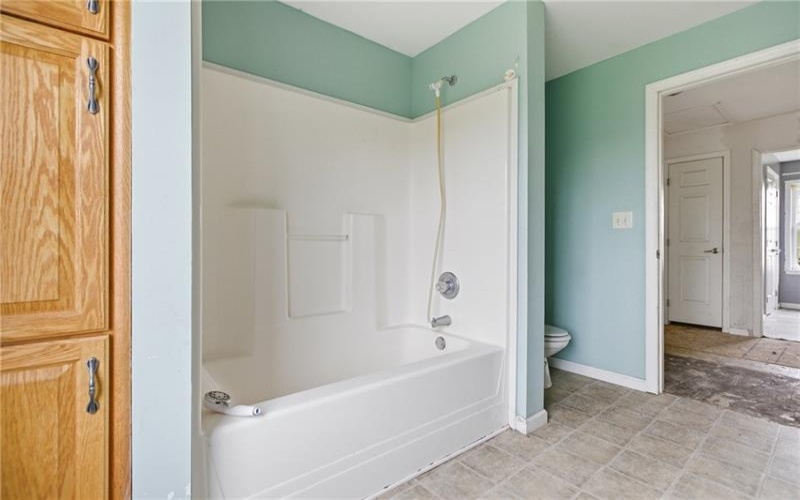 574 Browns Creek Road, Sycamore, 15364, 6 Bedrooms Bedrooms, ,2.1 BathroomsBathrooms,Farm-acreage-lot,For Sale,30x60 Pole Bldg,Browns Creek Road,1753821