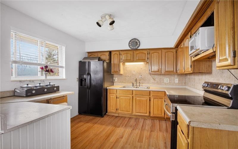 1006 Grant Ave, Monessen, 15062, 4 Bedrooms Bedrooms, 12 Rooms Rooms,2 BathroomsBathrooms,Residential,For Sale,Grant Ave,1754010