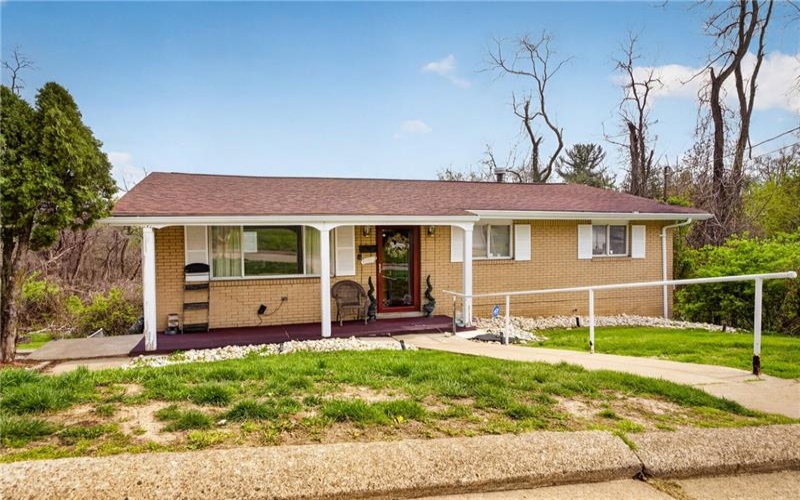 1006 Grant Ave, Monessen, 15062, 4 Bedrooms Bedrooms, 12 Rooms Rooms,2 BathroomsBathrooms,Residential,For Sale,Grant Ave,1754010