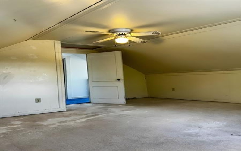 2025 Freeport ROAD, New Kensington, 15068, ,Commercial-industrial-business,For Sale,Freeport,1754015