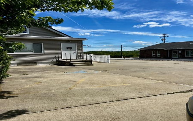 2025 Freeport ROAD, New Kensington, 15068, ,Commercial-industrial-business,For Sale,Freeport,1754015