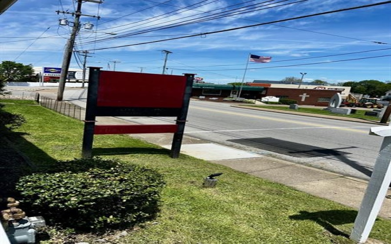 2025 Freeport ROAD, New Kensington, 15068, ,Commercial-industrial-business,For Sale,Freeport,1754015