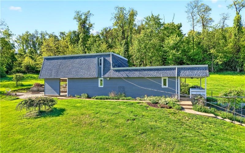 51 Kelley Road, Canonsburg, 15317, 2 Bedrooms Bedrooms, 7 Rooms Rooms,2.1 BathroomsBathrooms,Residential,For Sale,Kelley Road,1754051