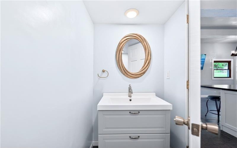 51 Kelley Road, Canonsburg, 15317, 2 Bedrooms Bedrooms, 7 Rooms Rooms,2.1 BathroomsBathrooms,Residential,For Sale,Kelley Road,1754051