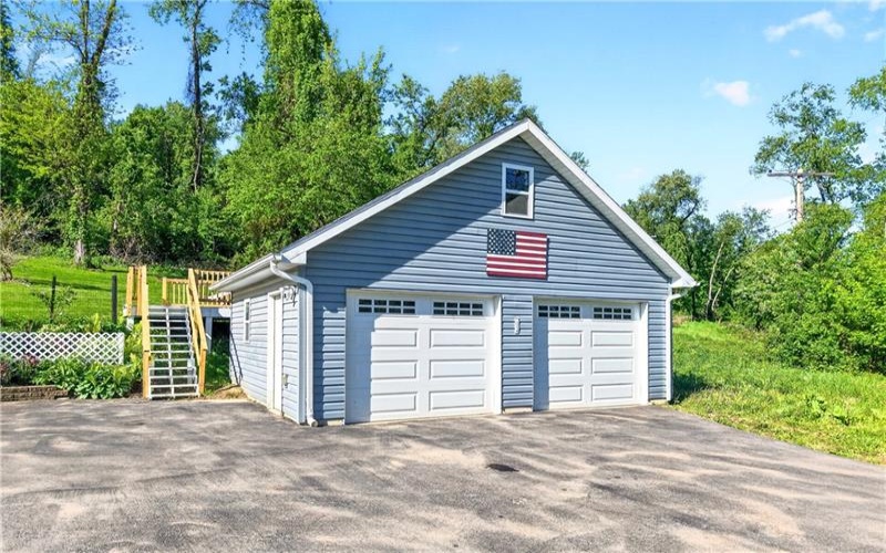 51 Kelley Road, Canonsburg, 15317, 2 Bedrooms Bedrooms, 7 Rooms Rooms,2.1 BathroomsBathrooms,Residential,For Sale,Kelley Road,1754051