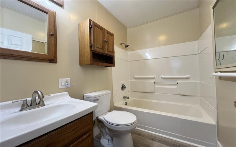 131 Askren St, Uniontown, 15401, 2 Bedrooms Bedrooms, ,1 BathroomBathrooms,Residential,For Sale,Askren St,1754060