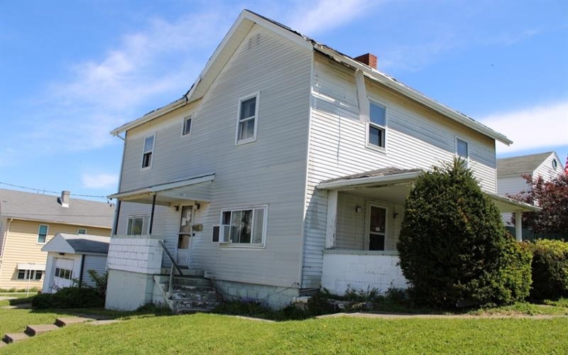 125 Buttonwood Ave, Washington, 15301, 4 Bedrooms Bedrooms, 6 Rooms Rooms,1 BathroomBathrooms,Residential,For Sale,Buttonwood Ave,1754062