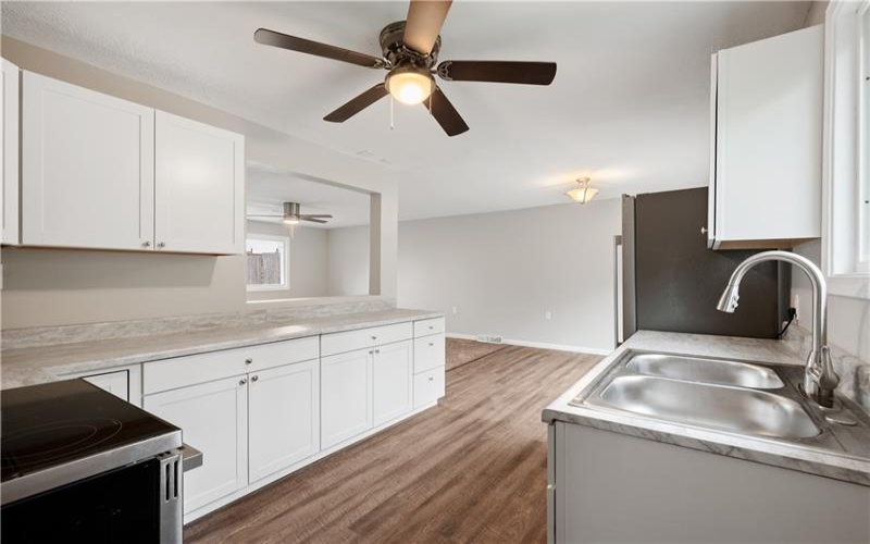 509 Burns St, 15690, 15690, 3 Bedrooms Bedrooms, 6 Rooms Rooms,2 BathroomsBathrooms,Residential,For Sale,Burns St,1754088