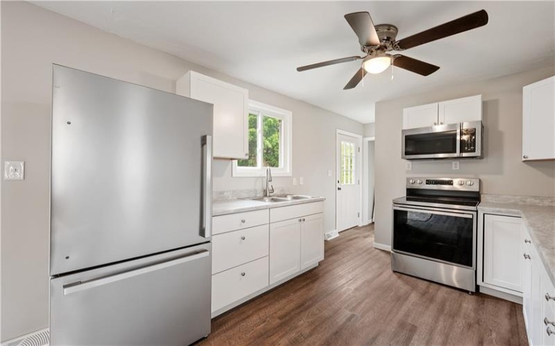 509 Burns St, 15690, 15690, 3 Bedrooms Bedrooms, 6 Rooms Rooms,2 BathroomsBathrooms,Residential,For Sale,Burns St,1754088