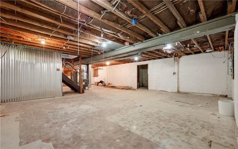 509 Burns St, 15690, 15690, 3 Bedrooms Bedrooms, 6 Rooms Rooms,2 BathroomsBathrooms,Residential,For Sale,Burns St,1754088