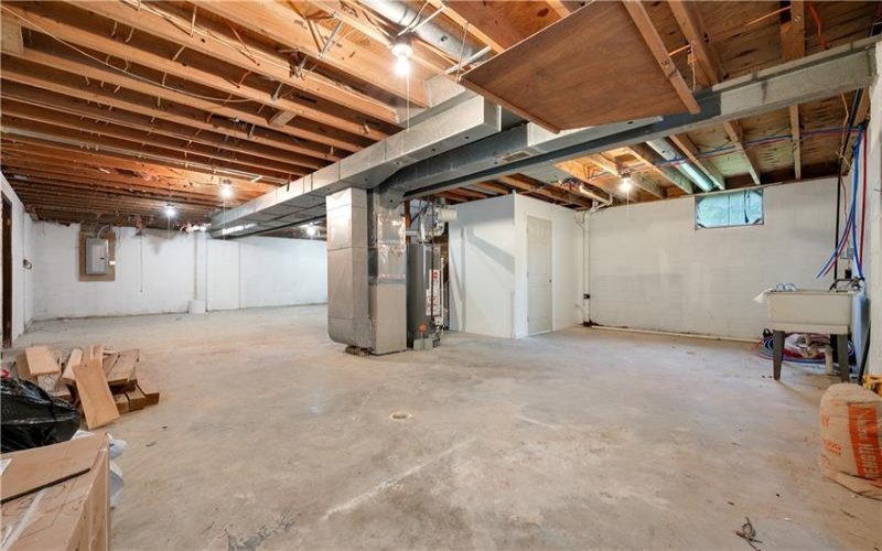 509 Burns St, 15690, 15690, 3 Bedrooms Bedrooms, 6 Rooms Rooms,2 BathroomsBathrooms,Residential,For Sale,Burns St,1754088