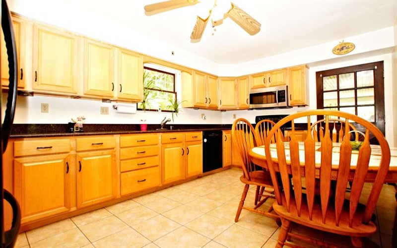 266 Echo Valley ROAD, Jeannette, 15644, 4 Bedrooms Bedrooms, 12 Rooms Rooms,2.1 BathroomsBathrooms,Residential,For Sale,Echo Valley,1754090