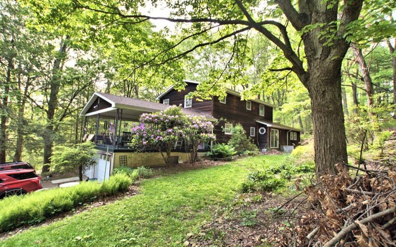 266 Echo Valley ROAD, Jeannette, 15644, 4 Bedrooms Bedrooms, 12 Rooms Rooms,2.1 BathroomsBathrooms,Residential,For Sale,Echo Valley,1754090