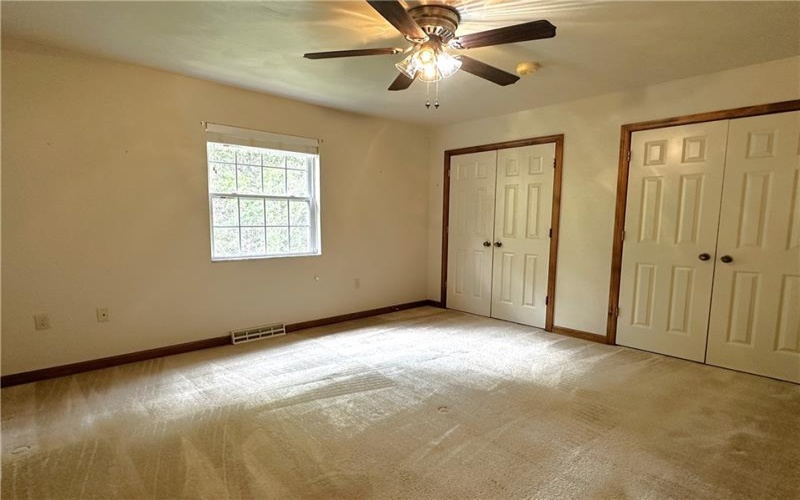 826 Mt Pleasant Road, Greensburg, 15601, 2 Bedrooms Bedrooms, ,1.1 BathroomsBathrooms,Lease,For Rent,Mt Pleasant Road,1753971
