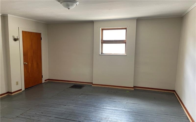 332 QUAY STREET, EAST VANDERGRIFT, 15629, 3 Bedrooms Bedrooms, ,1 BathroomBathrooms,Residential,For Sale,QUAY STREET,1754035