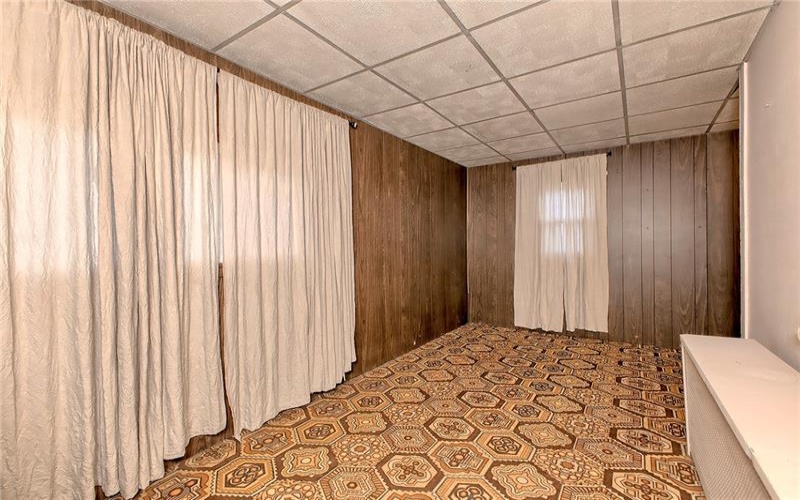 229 5th St, Youngwood, 15697, 2 Bedrooms Bedrooms, 7 Rooms Rooms,1 BathroomBathrooms,Residential,For Sale,5th St,1754098