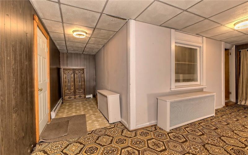 229 5th St, Youngwood, 15697, 2 Bedrooms Bedrooms, 7 Rooms Rooms,1 BathroomBathrooms,Residential,For Sale,5th St,1754098
