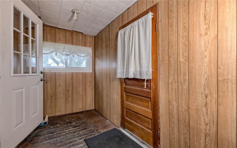 229 5th St, Youngwood, 15697, 2 Bedrooms Bedrooms, 7 Rooms Rooms,1 BathroomBathrooms,Residential,For Sale,5th St,1754098