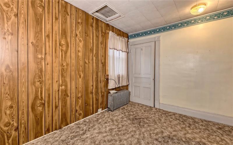 229 5th St, Youngwood, 15697, 2 Bedrooms Bedrooms, 7 Rooms Rooms,1 BathroomBathrooms,Residential,For Sale,5th St,1754098