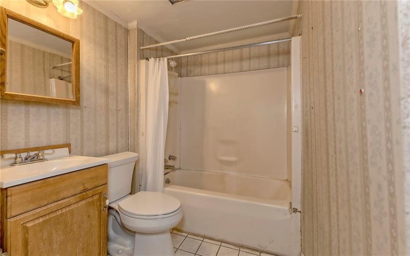 229 5th St, Youngwood, 15697, 2 Bedrooms Bedrooms, 7 Rooms Rooms,1 BathroomBathrooms,Residential,For Sale,5th St,1754098