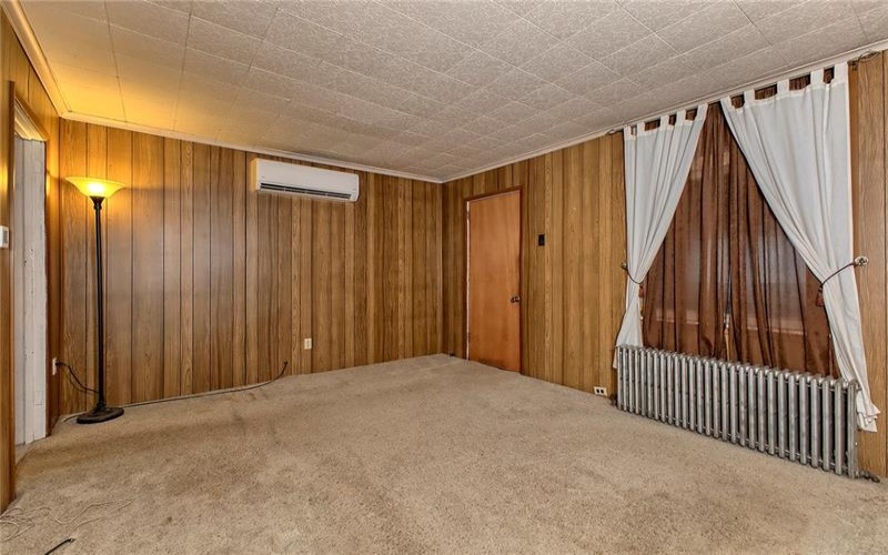 229 5th St, Youngwood, 15697, 2 Bedrooms Bedrooms, 7 Rooms Rooms,1 BathroomBathrooms,Residential,For Sale,5th St,1754098