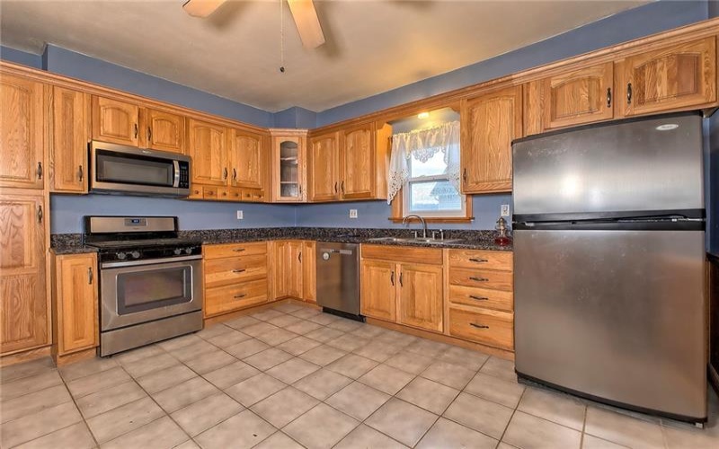 229 5th St, Youngwood, 15697, 2 Bedrooms Bedrooms, 7 Rooms Rooms,1 BathroomBathrooms,Residential,For Sale,5th St,1754098