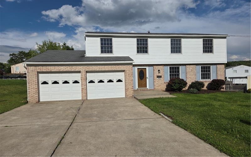 103 Autumn Dr, Trafford, 15085, 4 Bedrooms Bedrooms, 10 Rooms Rooms,2.1 BathroomsBathrooms,Residential,For Sale,Autumn Dr,1754113