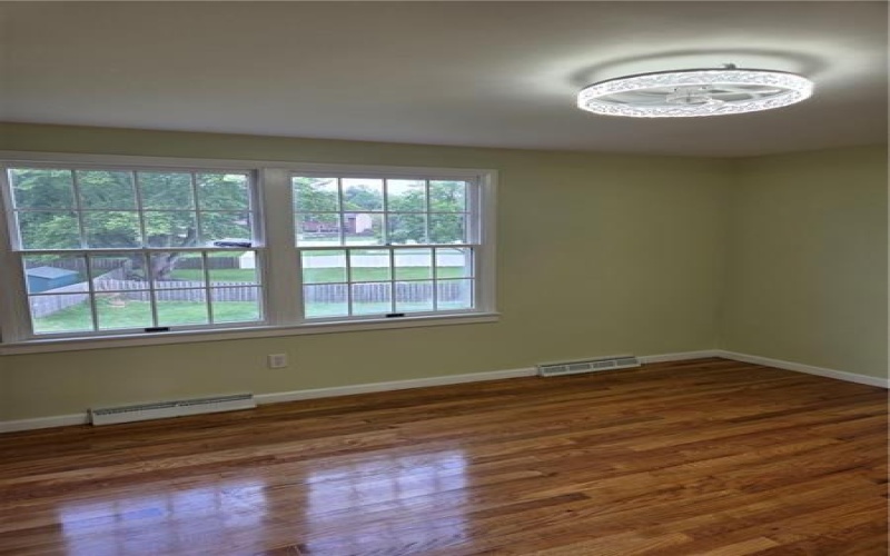 103 Autumn Dr, Trafford, 15085, 4 Bedrooms Bedrooms, 10 Rooms Rooms,2.1 BathroomsBathrooms,Residential,For Sale,Autumn Dr,1754113