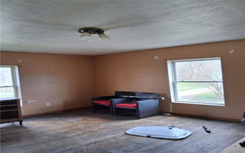 10 Euclid Ave, 15474, 15474, 3 Bedrooms Bedrooms, ,2 BathroomsBathrooms,Residential,For Sale,Euclid Ave,1752872