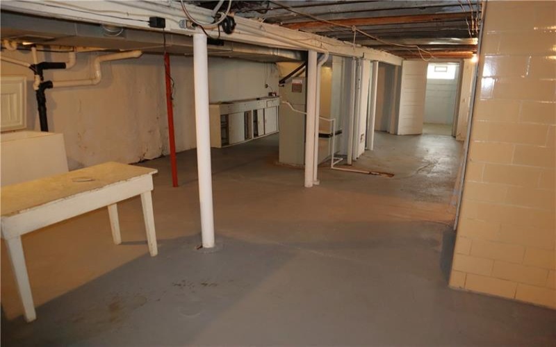 506 Lewis Ave, Jeannette, 15644, 2 Bedrooms Bedrooms, 6 Rooms Rooms,2.1 BathroomsBathrooms,Residential,For Sale,Lewis Ave,1743045