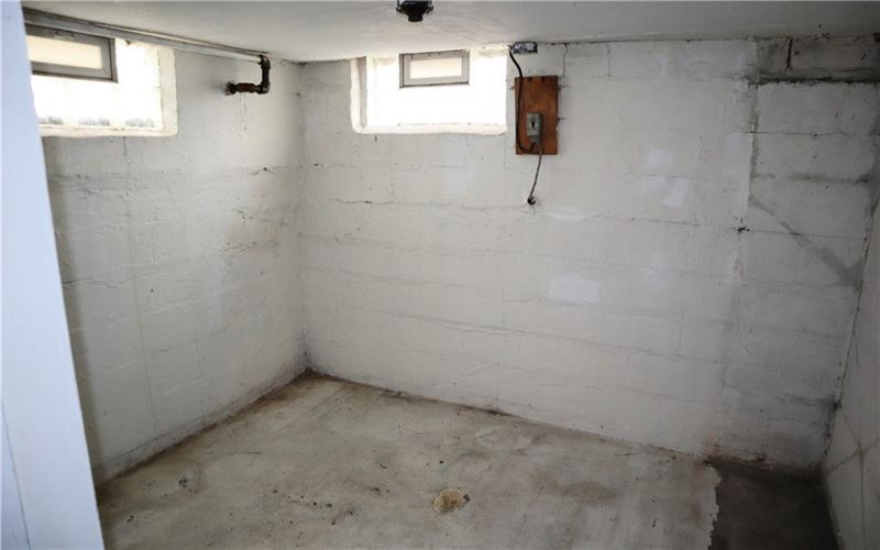 506 Lewis Ave, Jeannette, 15644, 2 Bedrooms Bedrooms, 6 Rooms Rooms,2.1 BathroomsBathrooms,Residential,For Sale,Lewis Ave,1743045