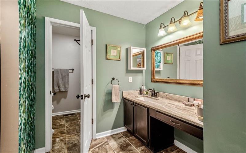 220 Brae Glen Dr, Canonsburg, 15317, 3 Bedrooms Bedrooms, 8 Rooms Rooms,2.2 BathroomsBathrooms,Residential,For Sale,Brae Glen Dr,1753867