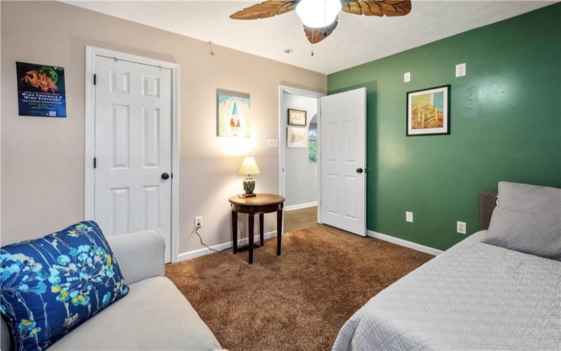 220 Brae Glen Dr, Canonsburg, 15317, 3 Bedrooms Bedrooms, 8 Rooms Rooms,2.2 BathroomsBathrooms,Residential,For Sale,Brae Glen Dr,1753867