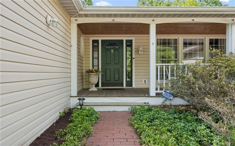 1015 1ST ST. EXT, TRAFFORD, 15085, 4 Bedrooms Bedrooms, 13 Rooms Rooms,3.1 BathroomsBathrooms,Residential,For Sale,1ST ST. EXT,1754086